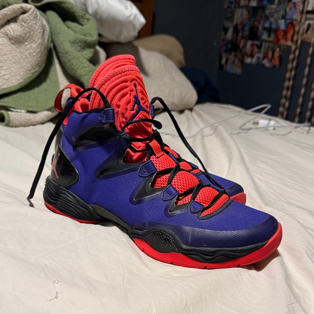 Nike Air Jordan XX8 SE in the Dark Concord/Infrared 23/Black "Raptors"